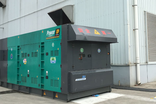 玉屏燃油滤清器的更换流程是怎样的？