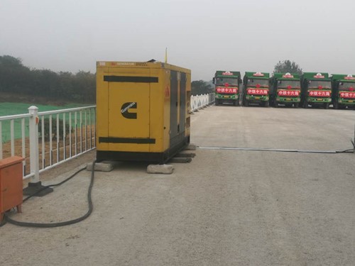 玉屏电力系统的稳定性和设备兼容性如何影响发电机组的频率规格？