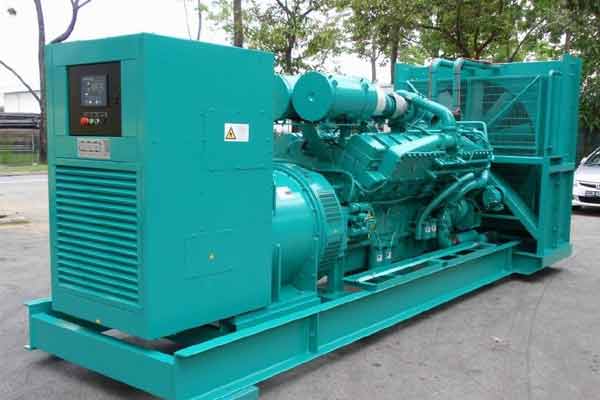 玉屏柴油发电机组电压不稳定怎样维修？