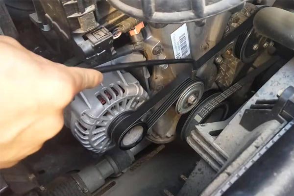 玉屏转速传感器的工作原理是什么？